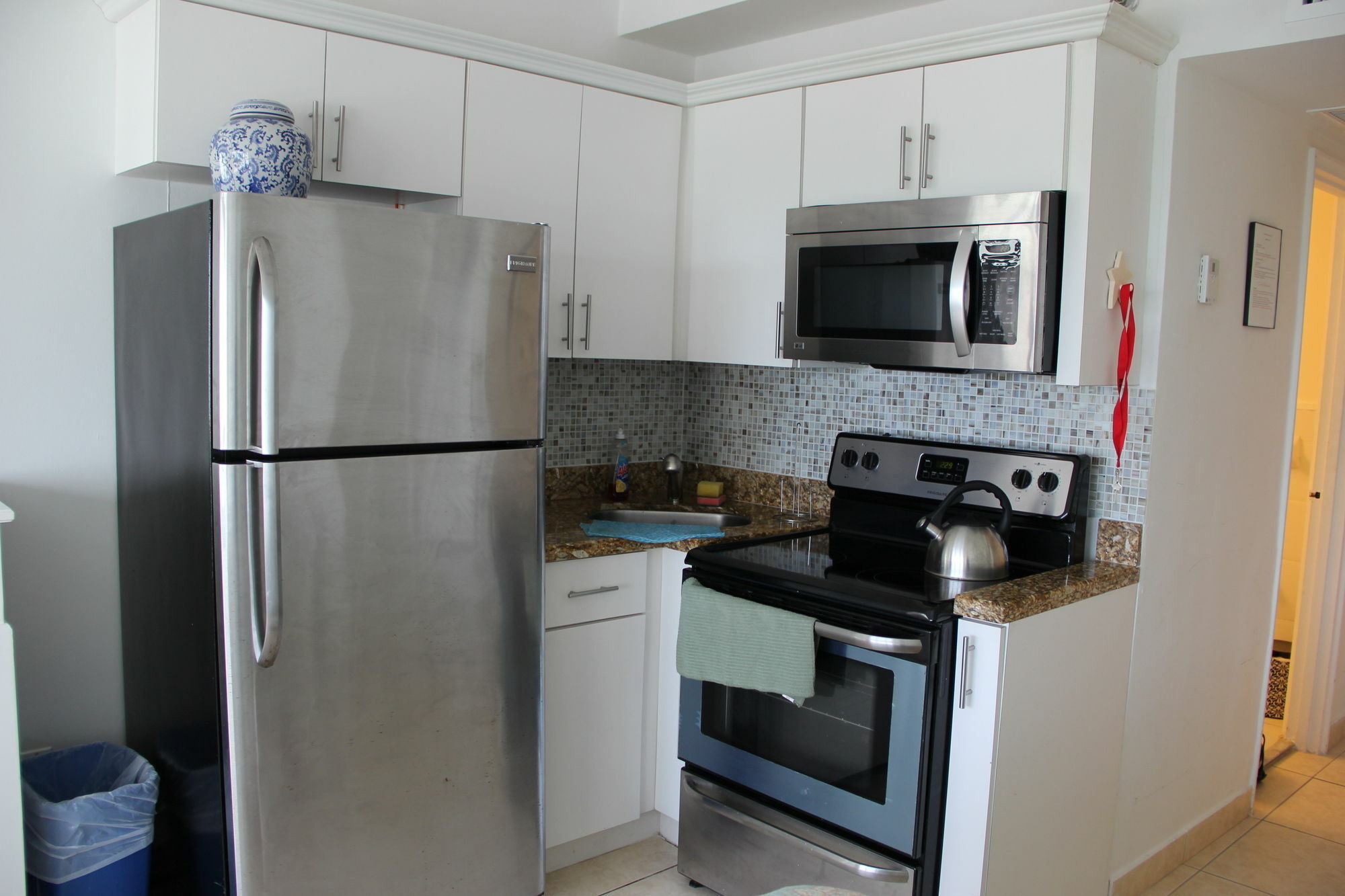 Private Apartments At The Casablanca Miami Beach Exterior photo